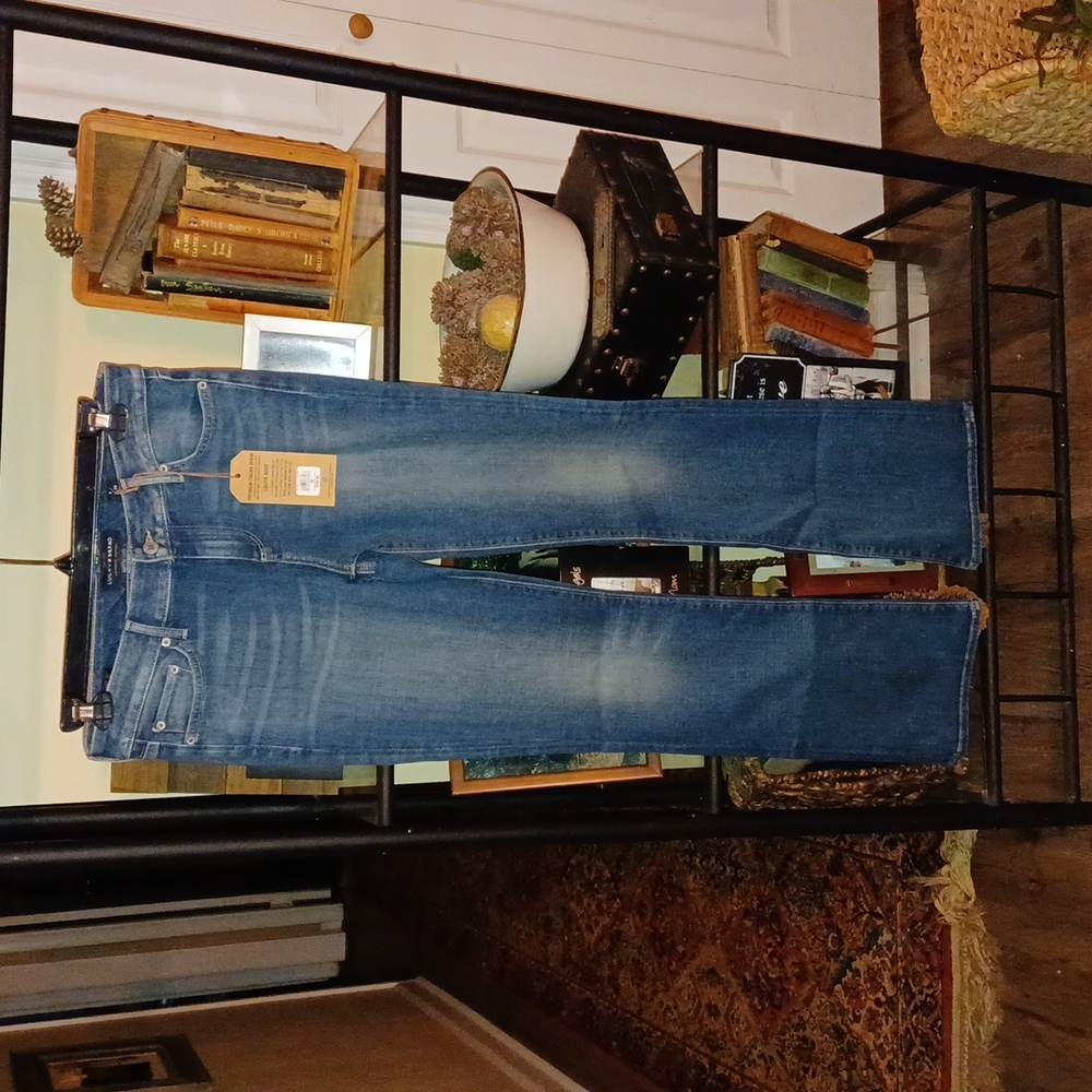 Lucky brand blue jeans